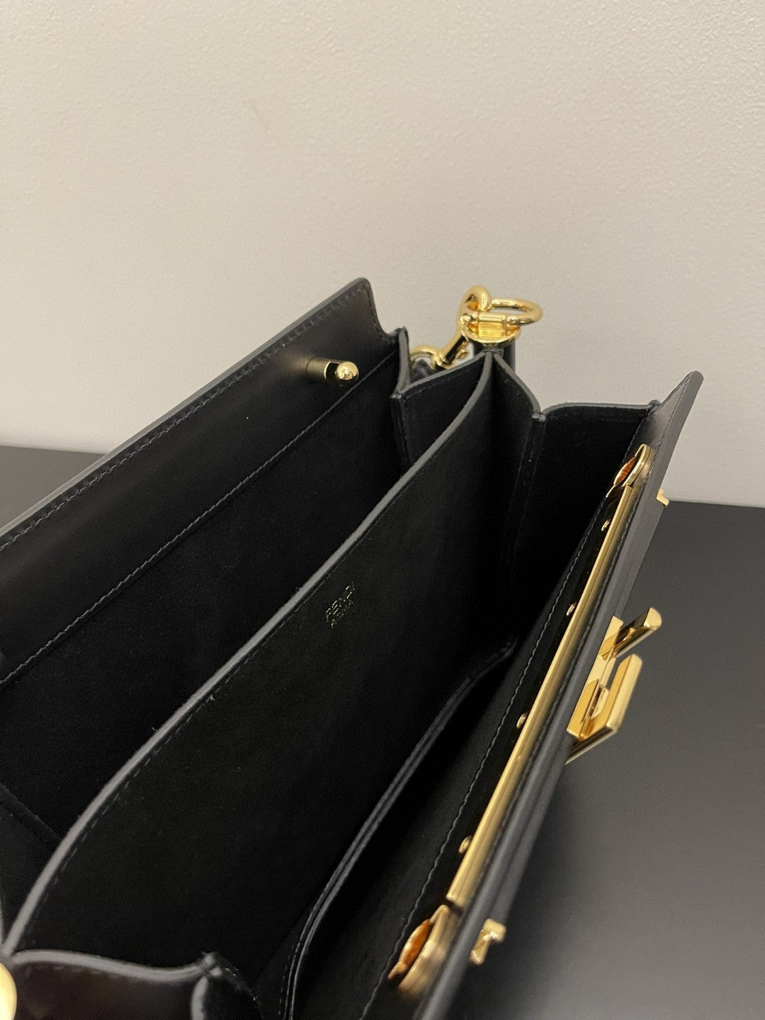 Top QualityTop Quality Touch Black Bag For Woman 19cm/7.5in