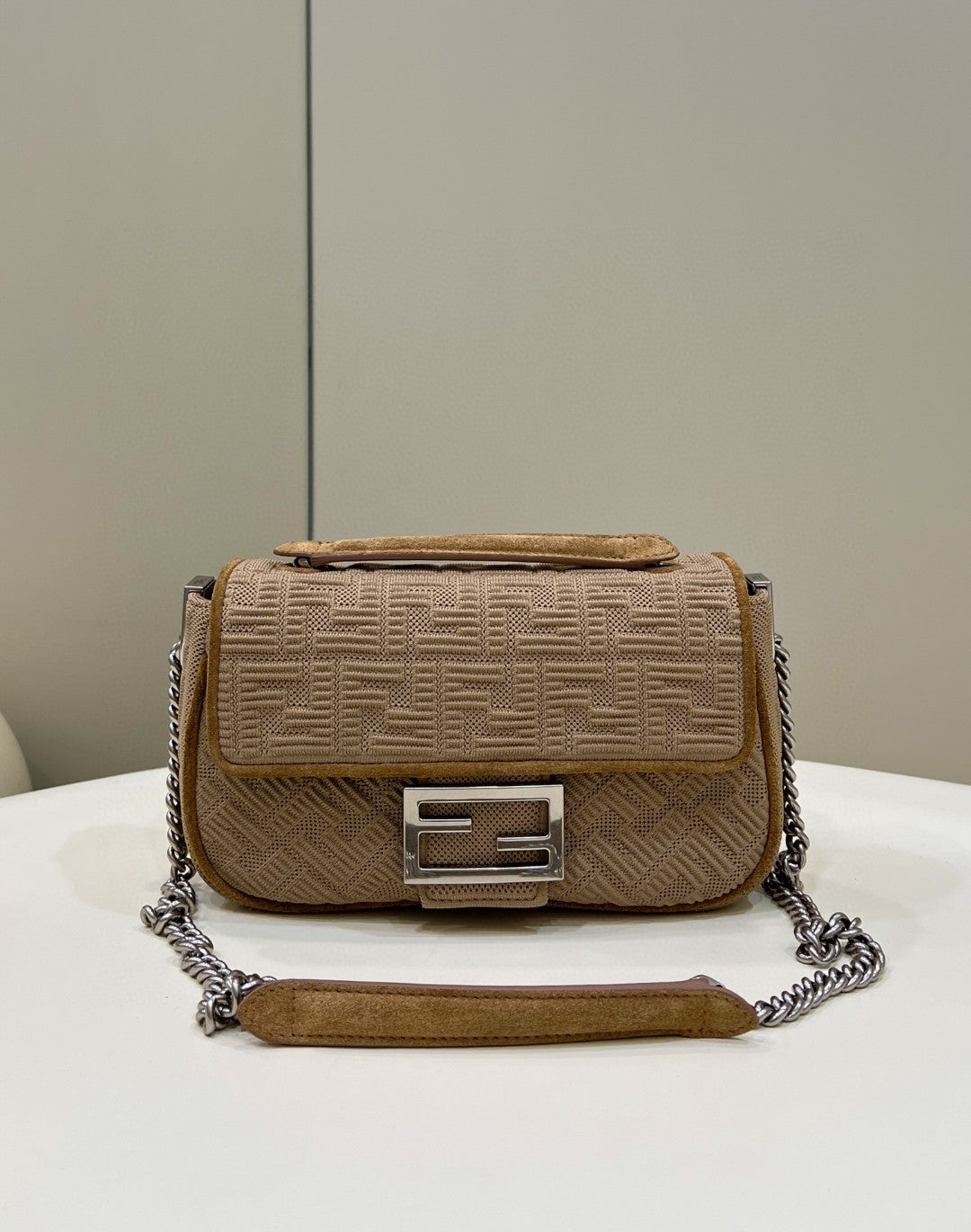 Top QualityTop Quality Baguette Chain Midi Beige FF Fabric Bag For Woman 14.5cm/6in 8BR793AHW5F1F2J