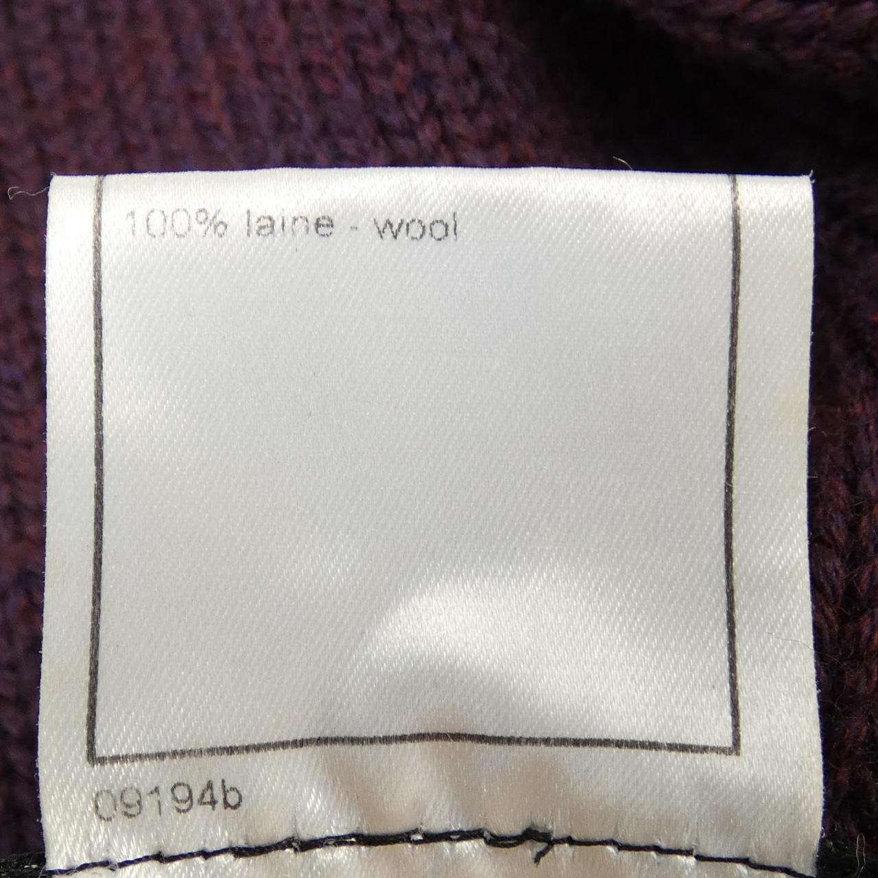 Chanel P14362V00671 Wool Cardigan