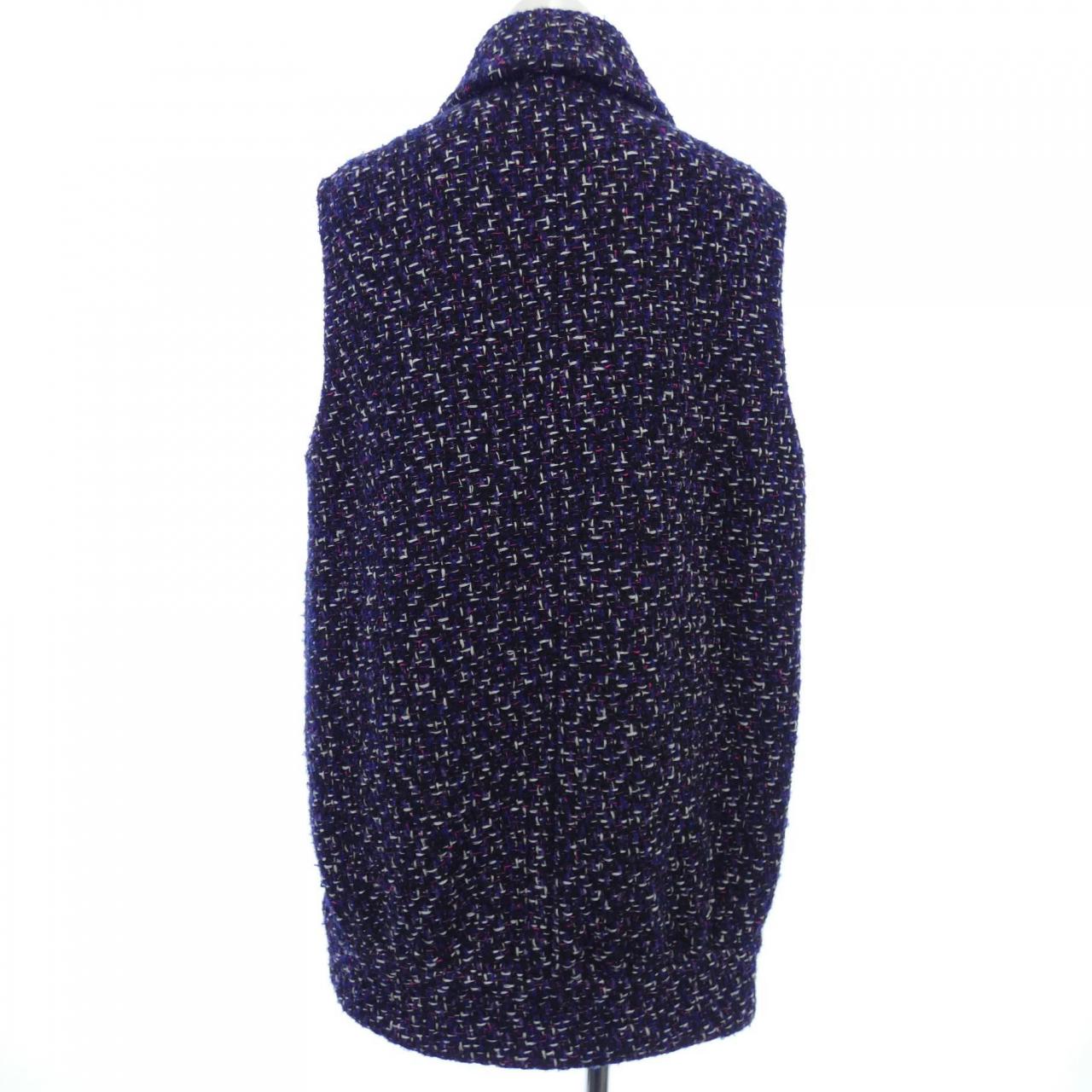 Chanel P75518V67220 Long Vest