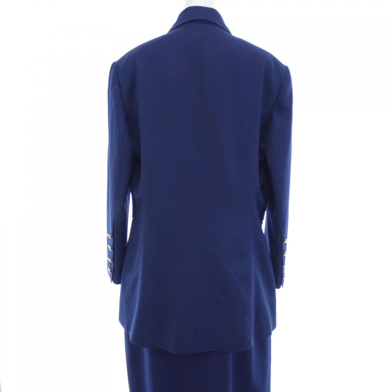 Chanel Suit Set