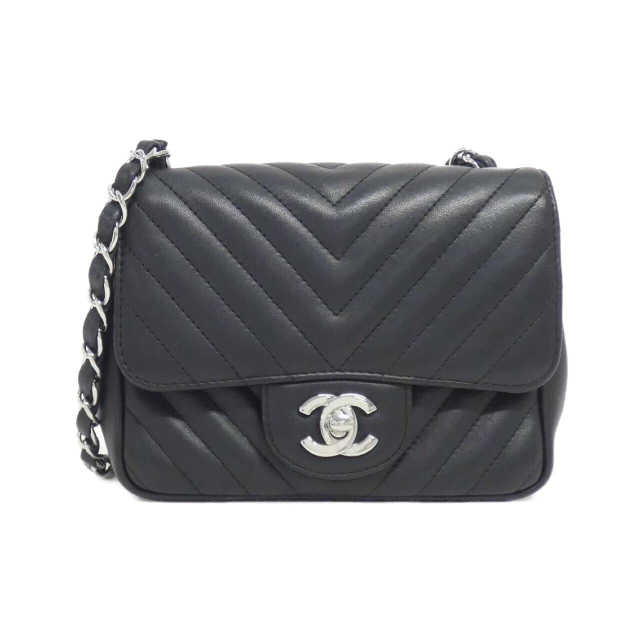 Chanel 35200 Lambskin Shoulder Bag