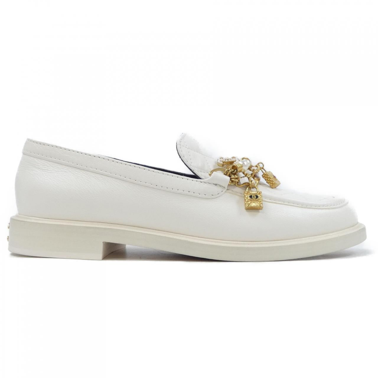 Chanel G38922X56459 Lambskin Shoes