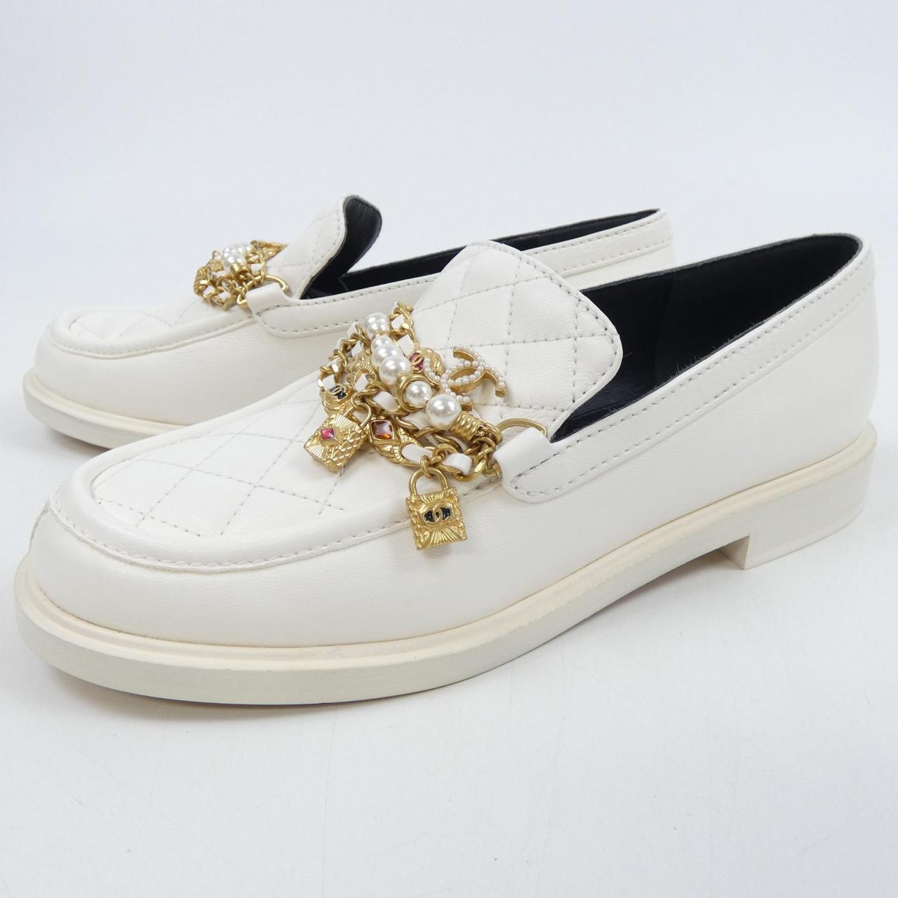 Chanel G38922X56459 Lambskin Shoes