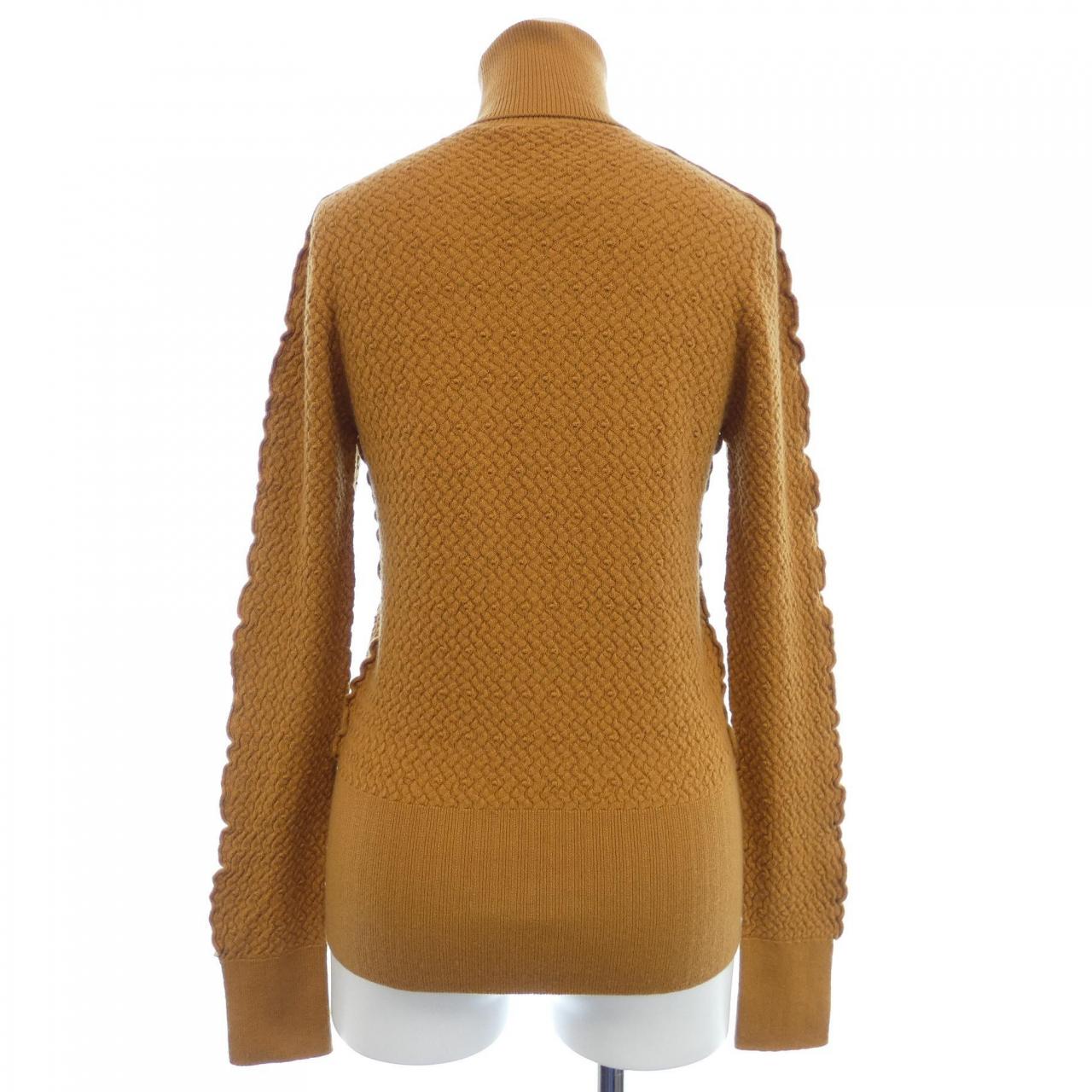 Chanel P72919K10469 Cashmere Knit