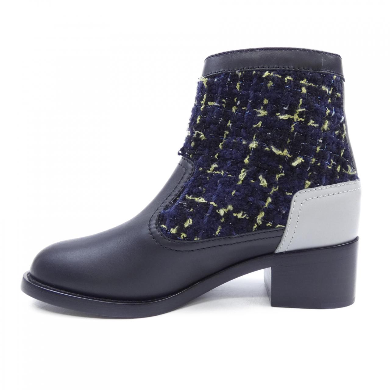 Chanel G39334Y56078 Tweed Calfskin Boots