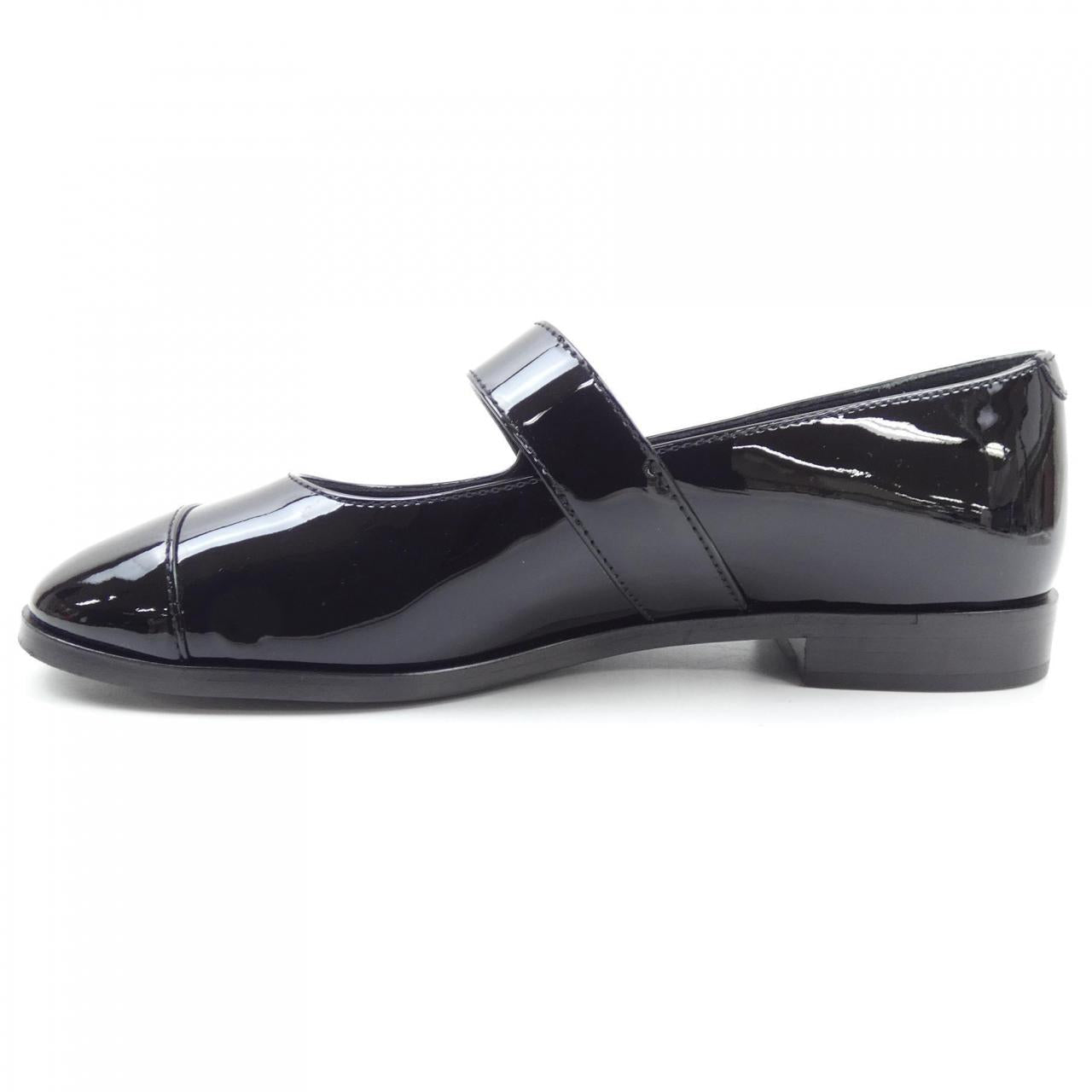 Chanel G45280B14453 Patent Calfskin Shoes