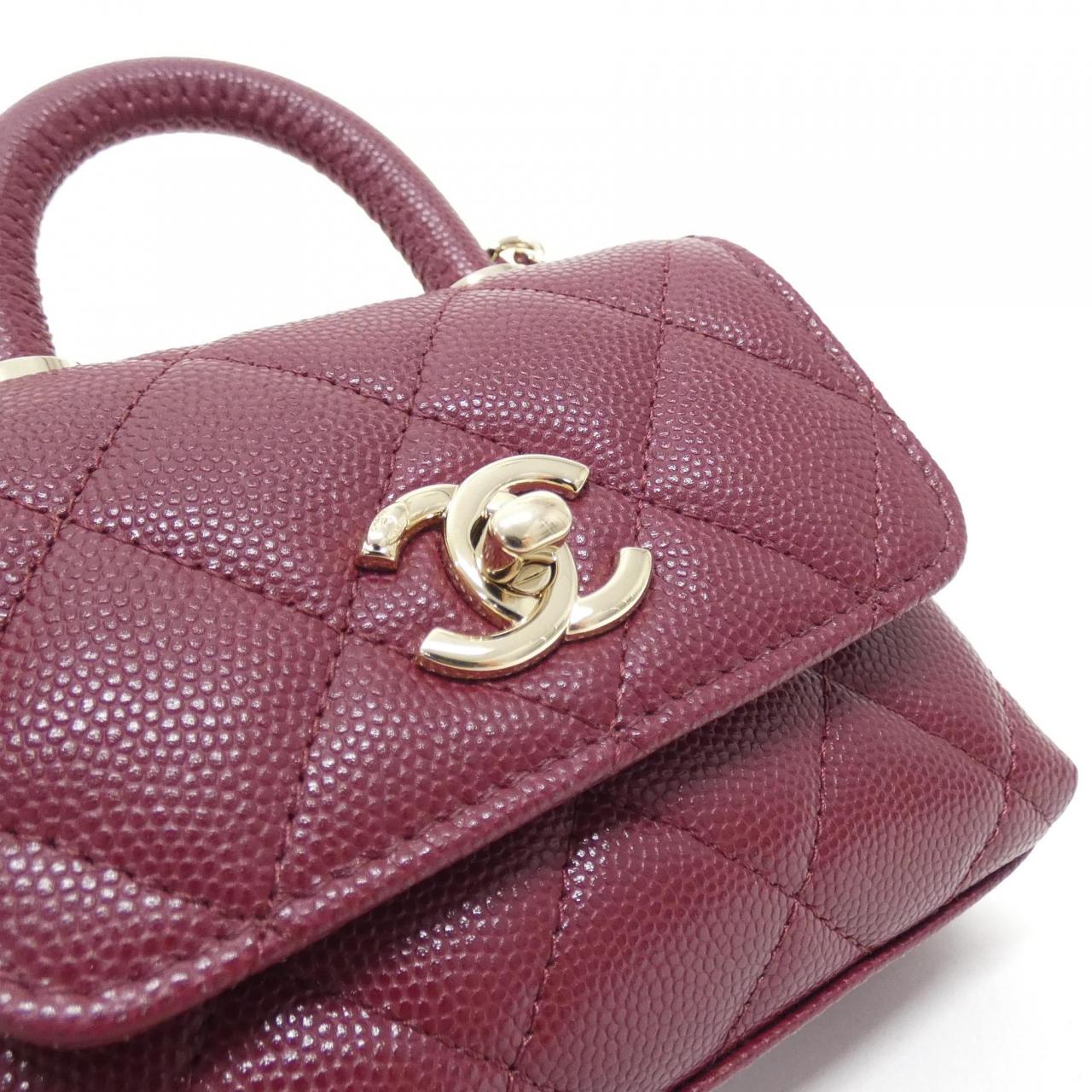 Chanel Coco Handle Caviar Skin Chain Clutch