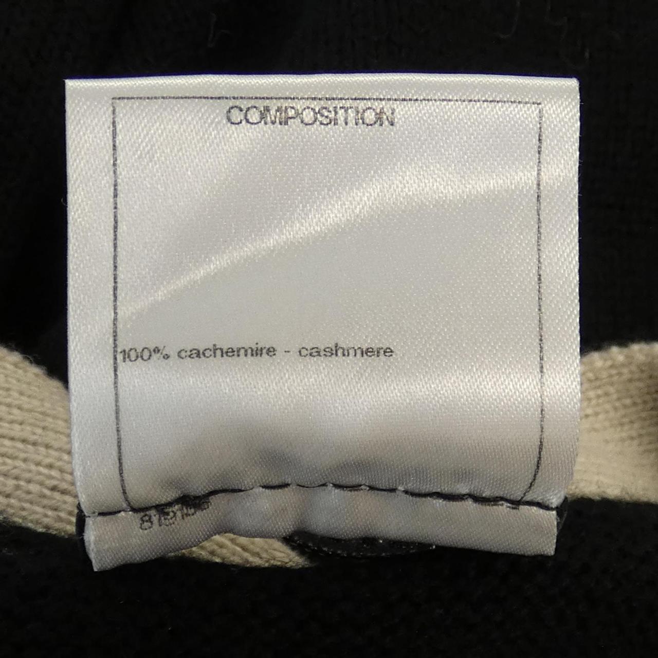 Chanel P53278K06886 Cashmere Cardigan