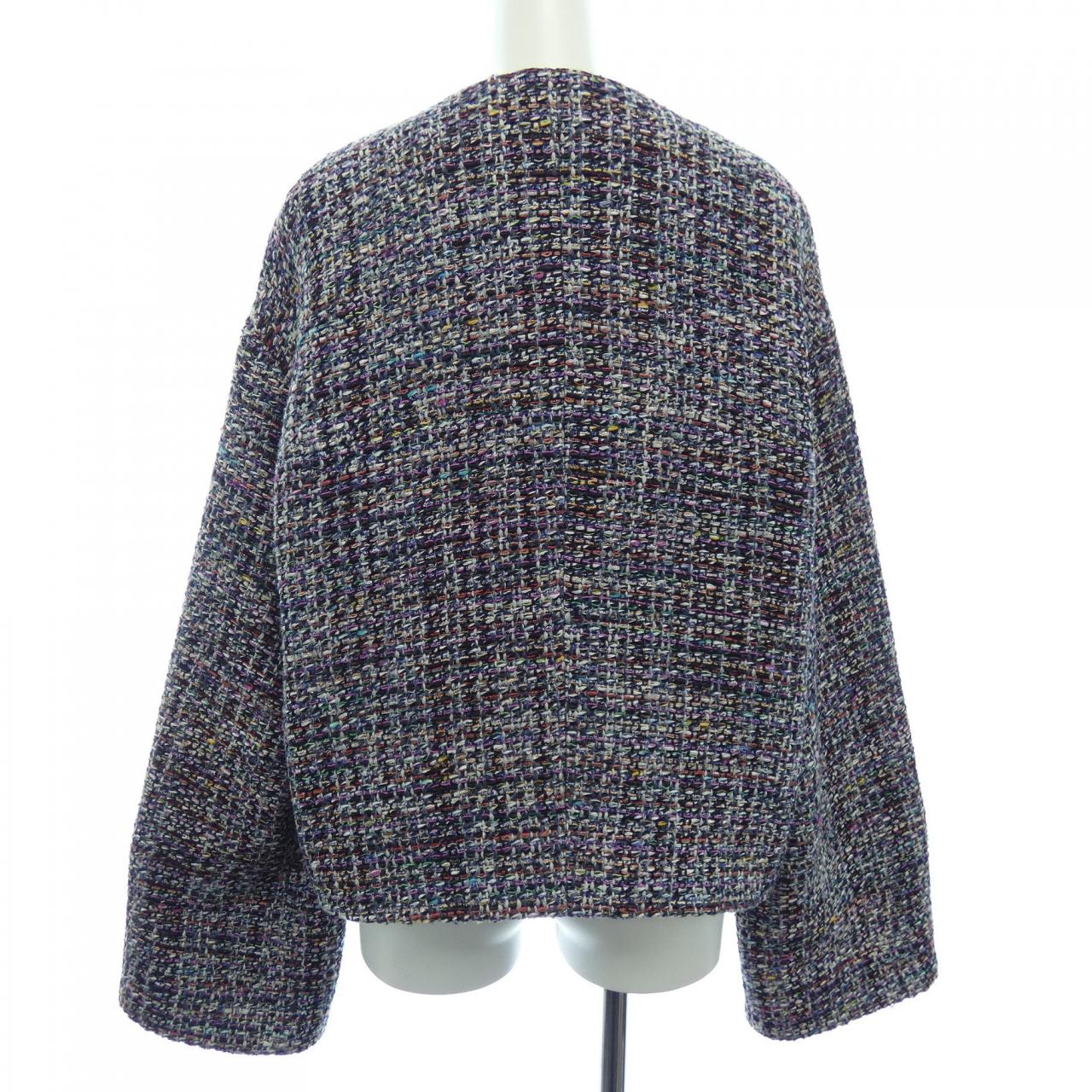Chanel P56331V42437 Collarless Jacket Jacket
