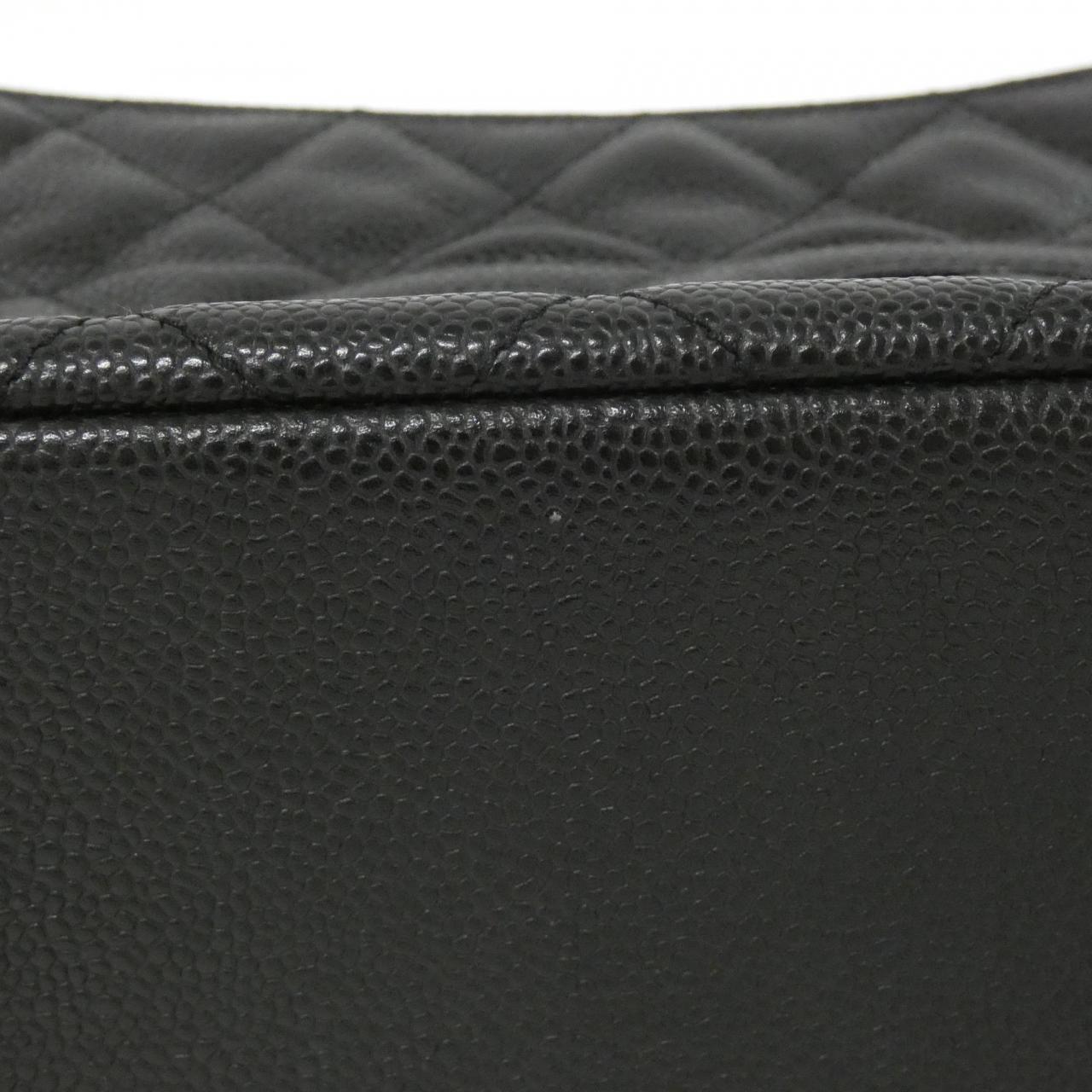 Chanel Caviar Skin Shoulder Bag