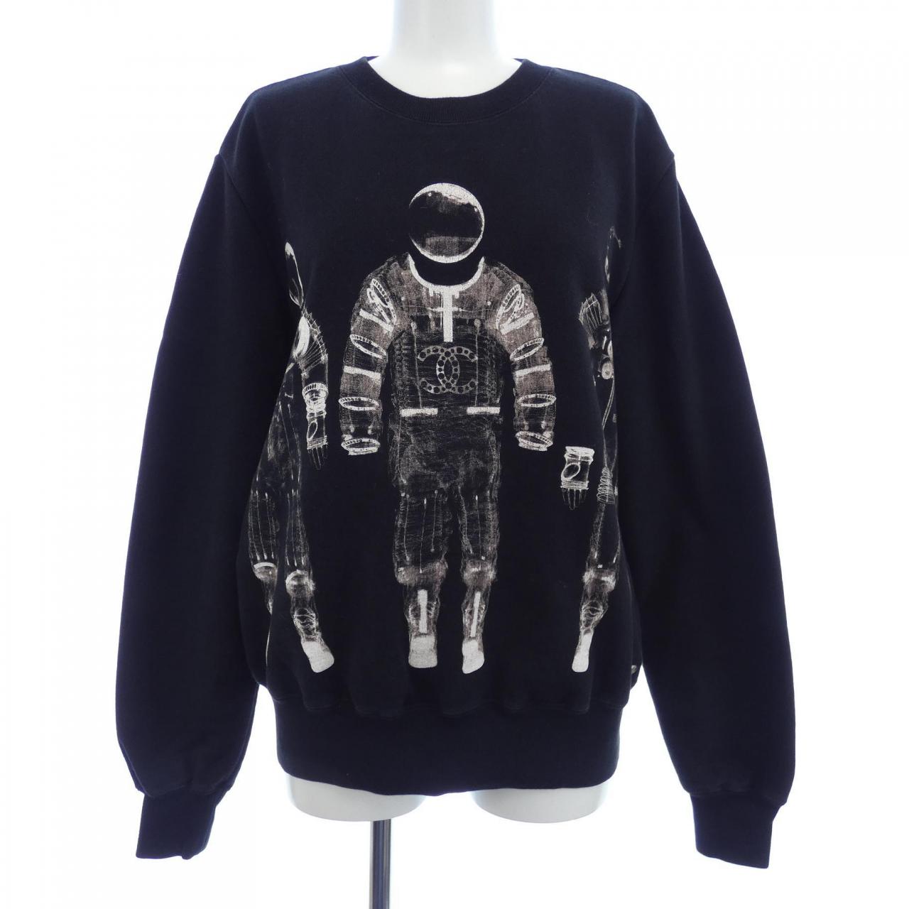 Chanel P57465K07601 Sweatshirt