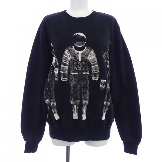Chanel P57465K07601 Sweatshirt