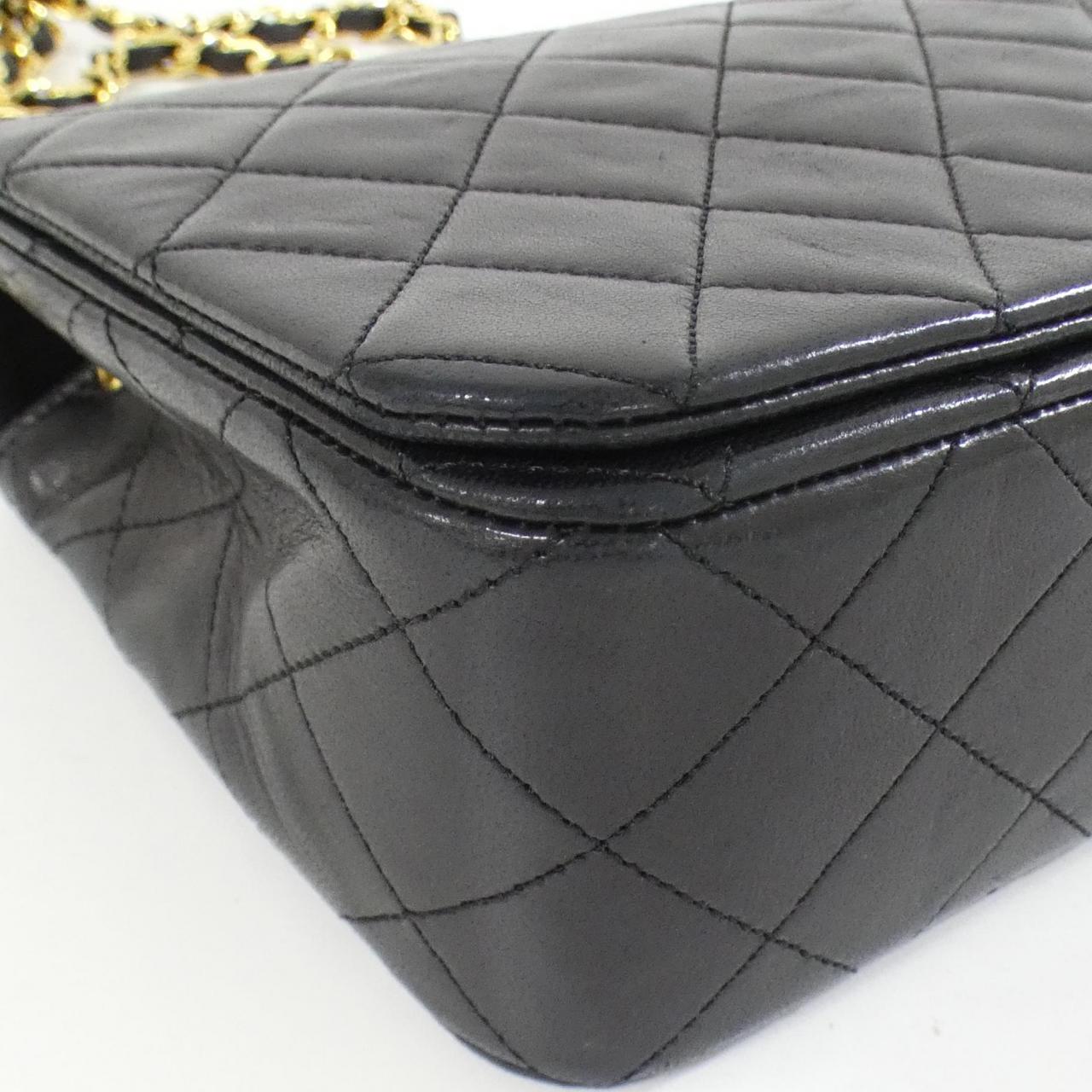 Chanel 2500 Lambskin Shoulder Bag