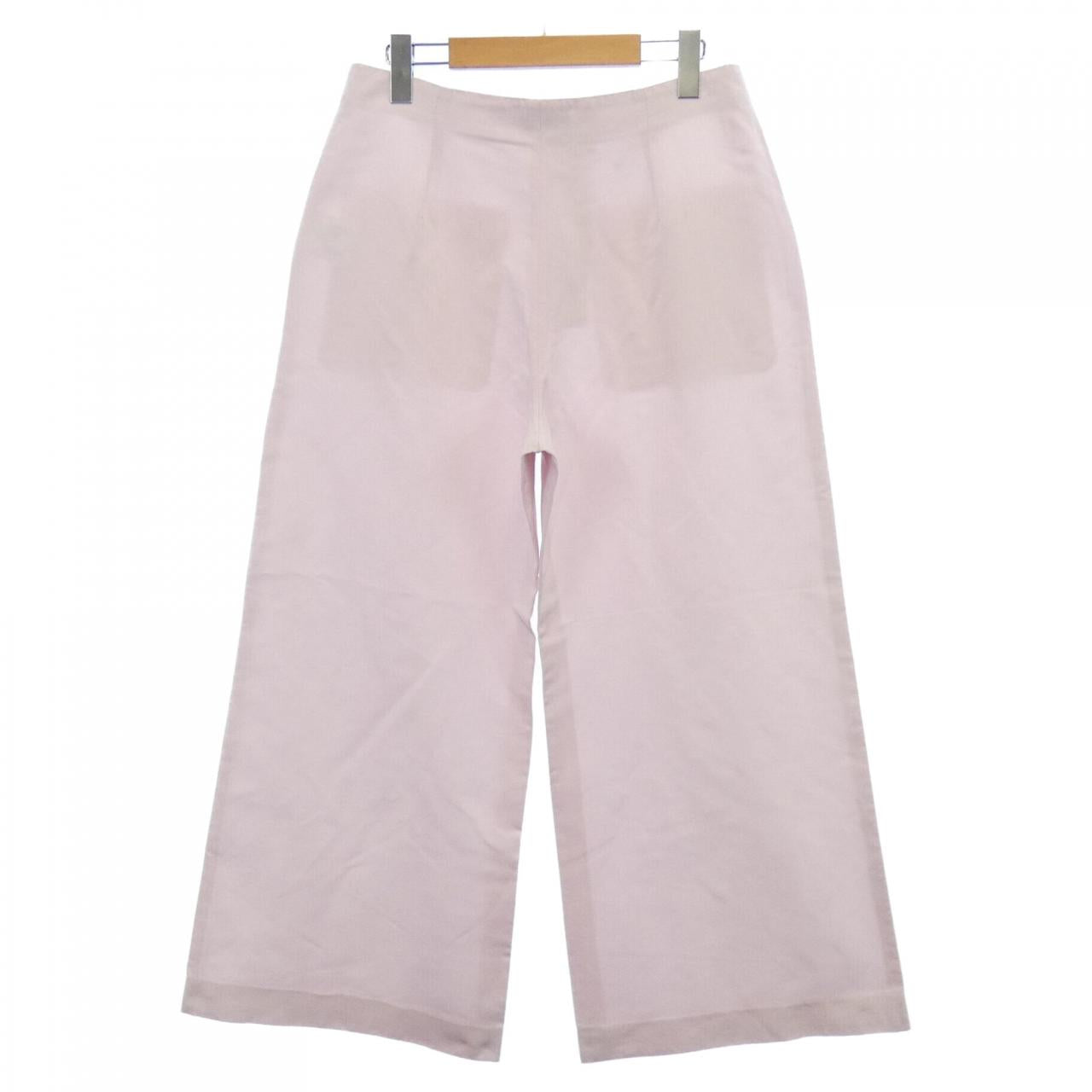Chanel P64459V60620 Pants