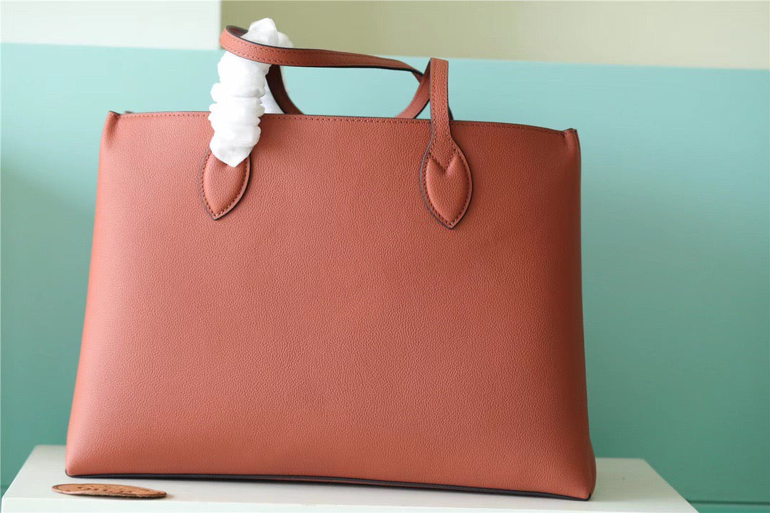 Top Quality Lockme Shopper Grain Chataigne Brown For Women,  Shoulder And Crossbody Bags 10.4in/26.5cm Top Quality M58927