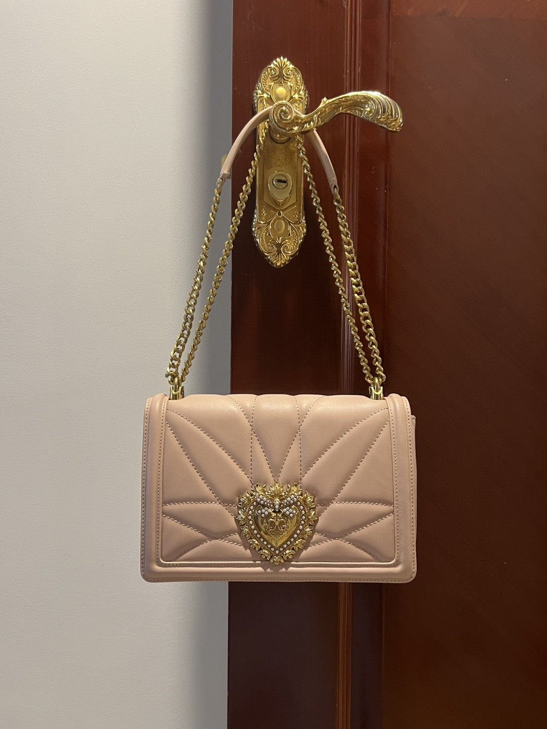Top Quality Large Devotion Bag In Quilted Nappa Pale Pink For Women 10in/26cm Top Quality Top Quality6651AV96780412
