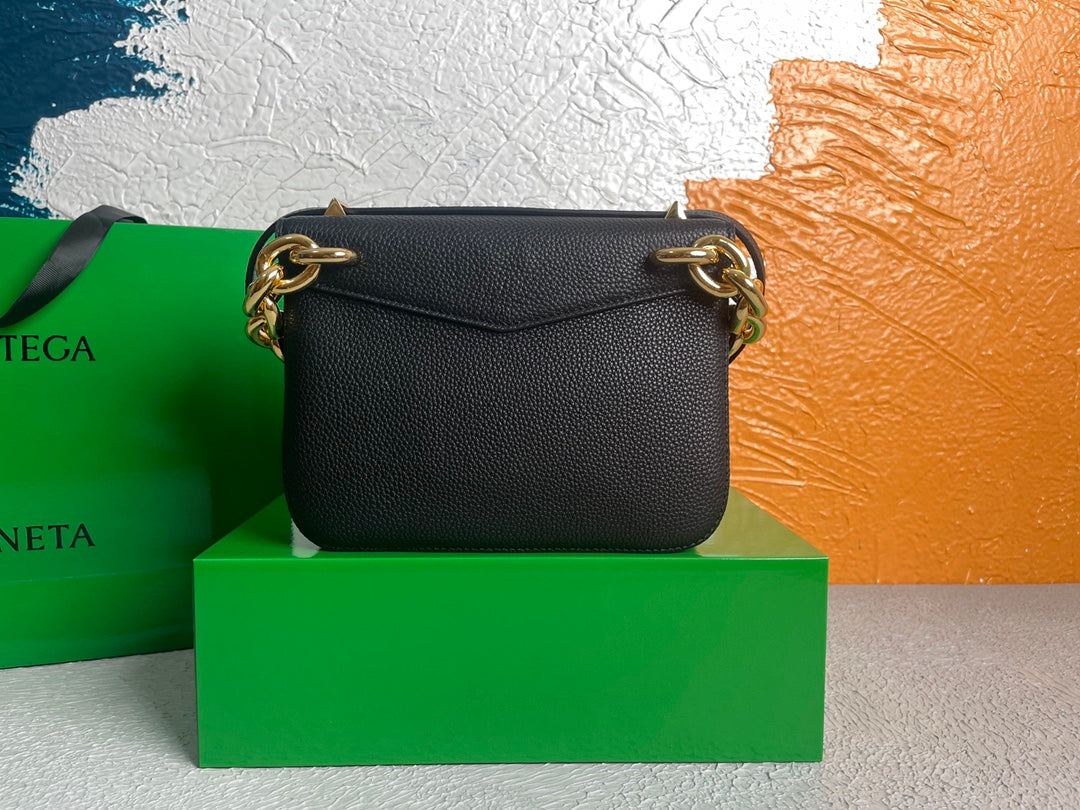Top Quality Mount Black, For Women, Women’s Bags 8.3in/21cm 667399V12M08425