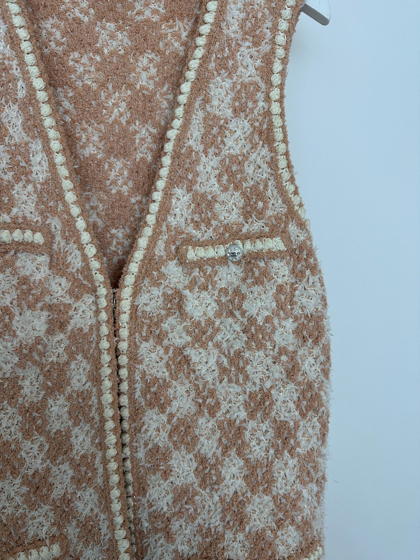 Chanel 23/S Dusty Pink & Ecru Tweed Gilet & Bralette Top with Crystal CC Buttons Detail Size FR 36 (UK 8)