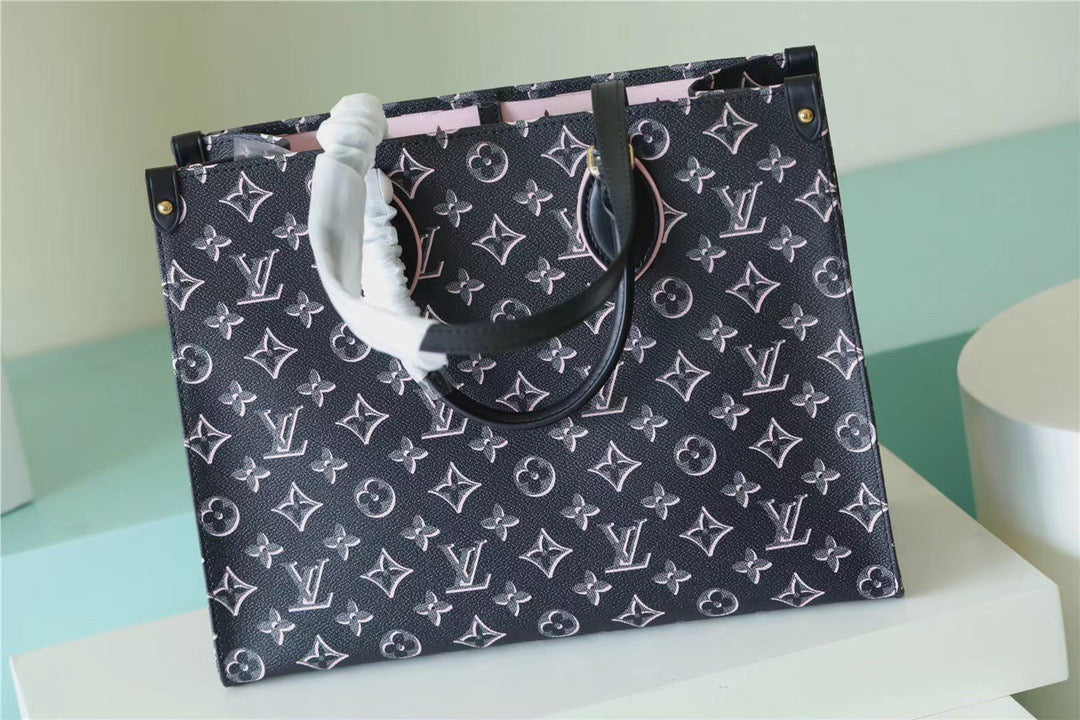 Top Quality OnTheGo MM Monogram Canvas Black For Women,  Shoulder And Crossbody Bags 13.8in/35cm Top Quality M46154