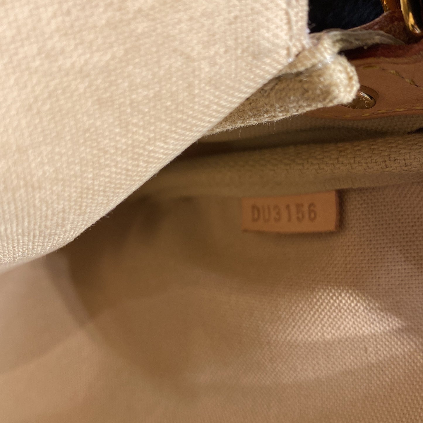 Louis Vuitton Favorite Handbag Damier MM