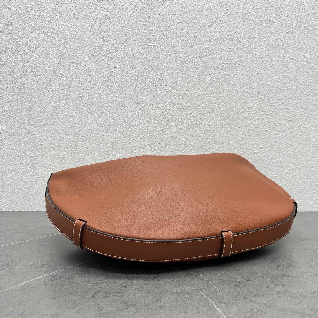 Top Quality Medium Leandre Bag In Supple Brown For Women 14in/35cm 197263DV7.04LU
