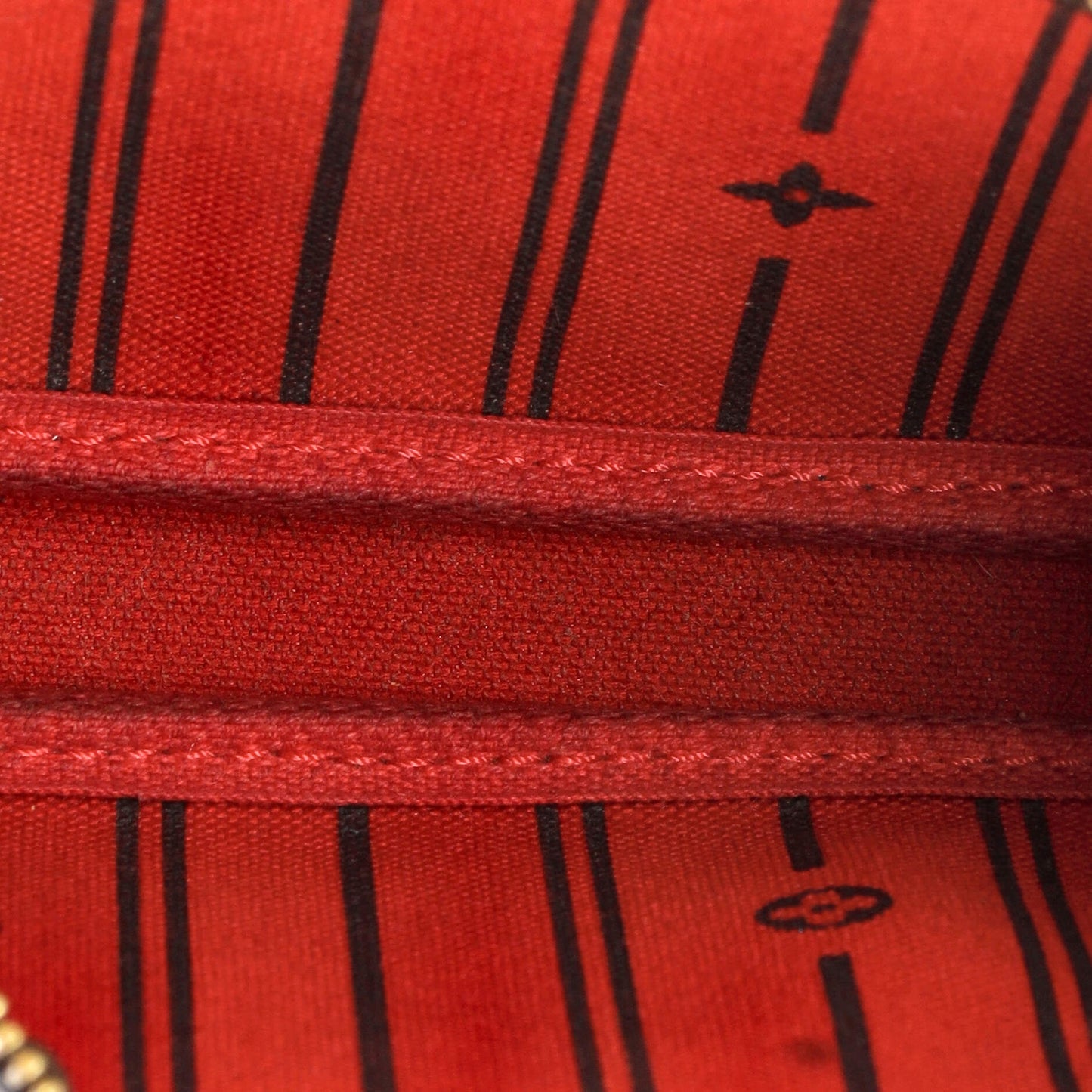 Louis Vuitton Pochette Accessoires Limited Edition Damier Mini