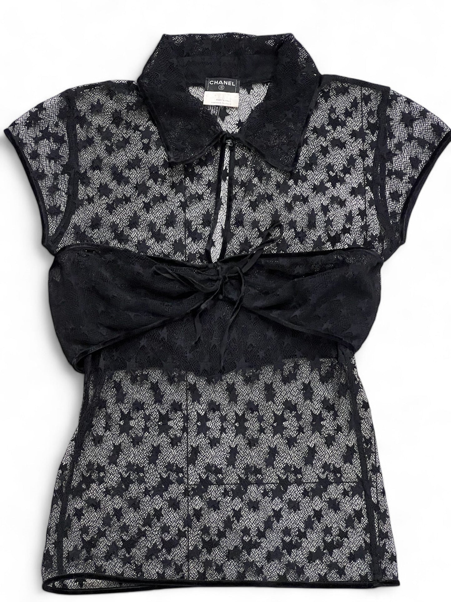 Chanel - T-Shirt en dentelle T36
