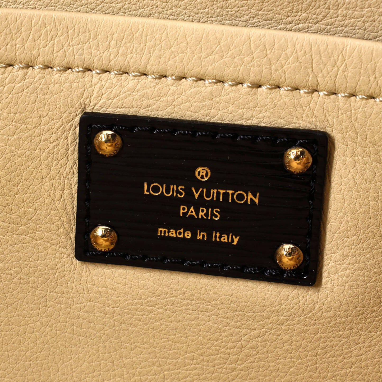 Louis Vuitton Squishy Messenger Bag Monogram Vinyl