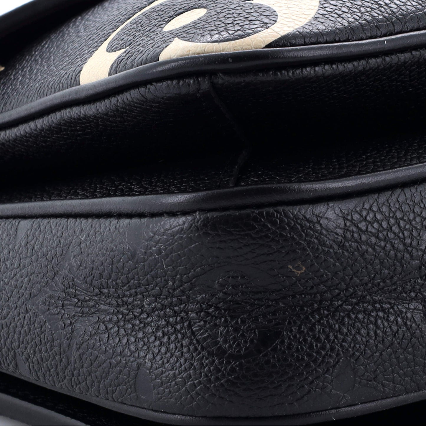 Louis Vuitton Pochette Metis Limited Edition Crafty Monogram Empreinte Giant