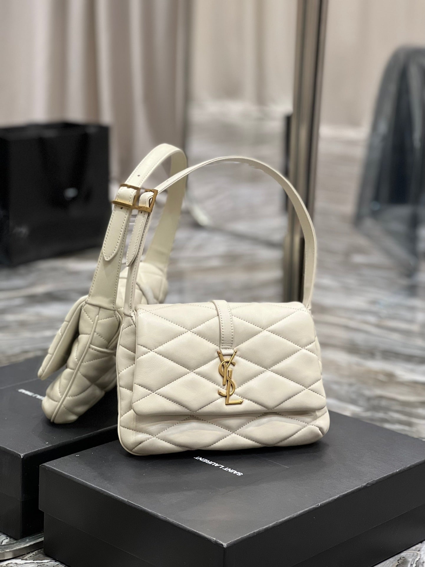 EN - New 1:1 rep Bag SLY 237