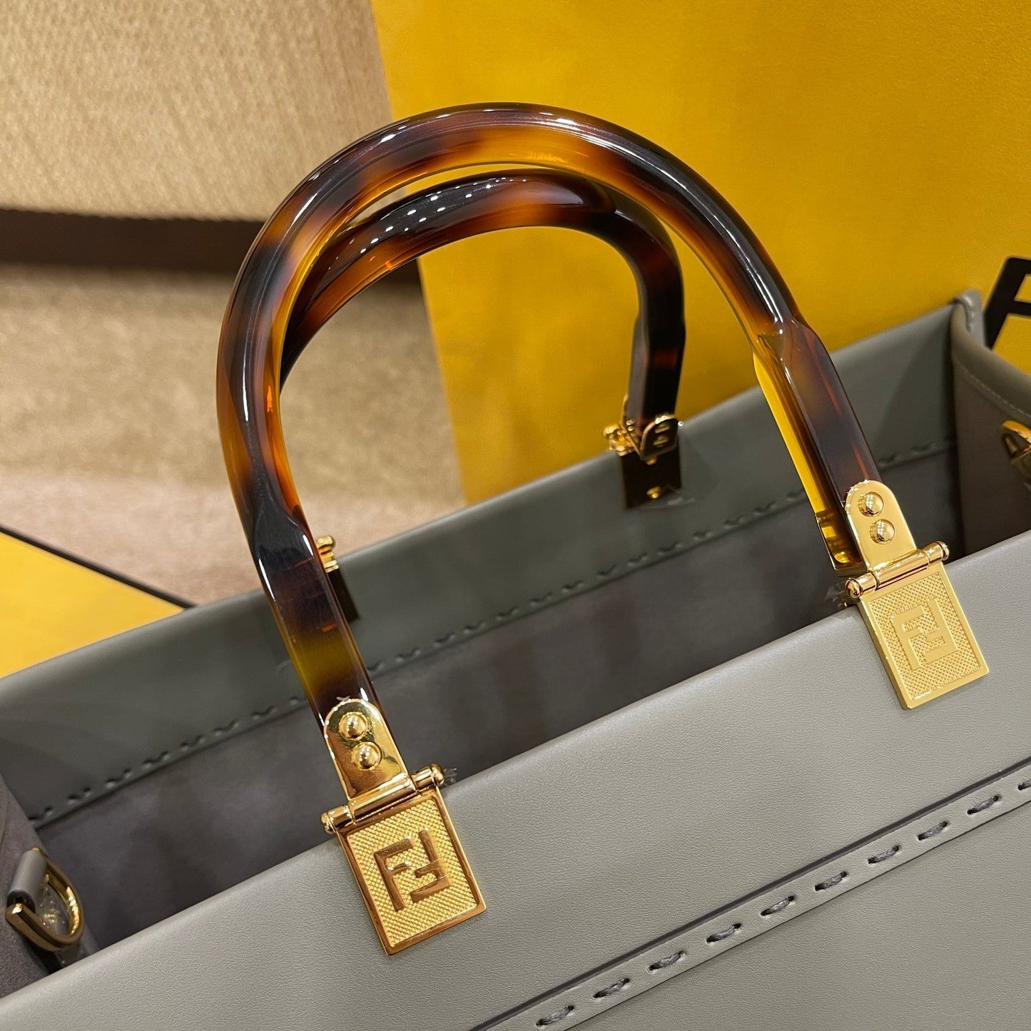 FI Tote Bag Grey For Women, Wonmen’s Bags 13.8in/35cm FF 8BH386ATop QualityLF1BZC