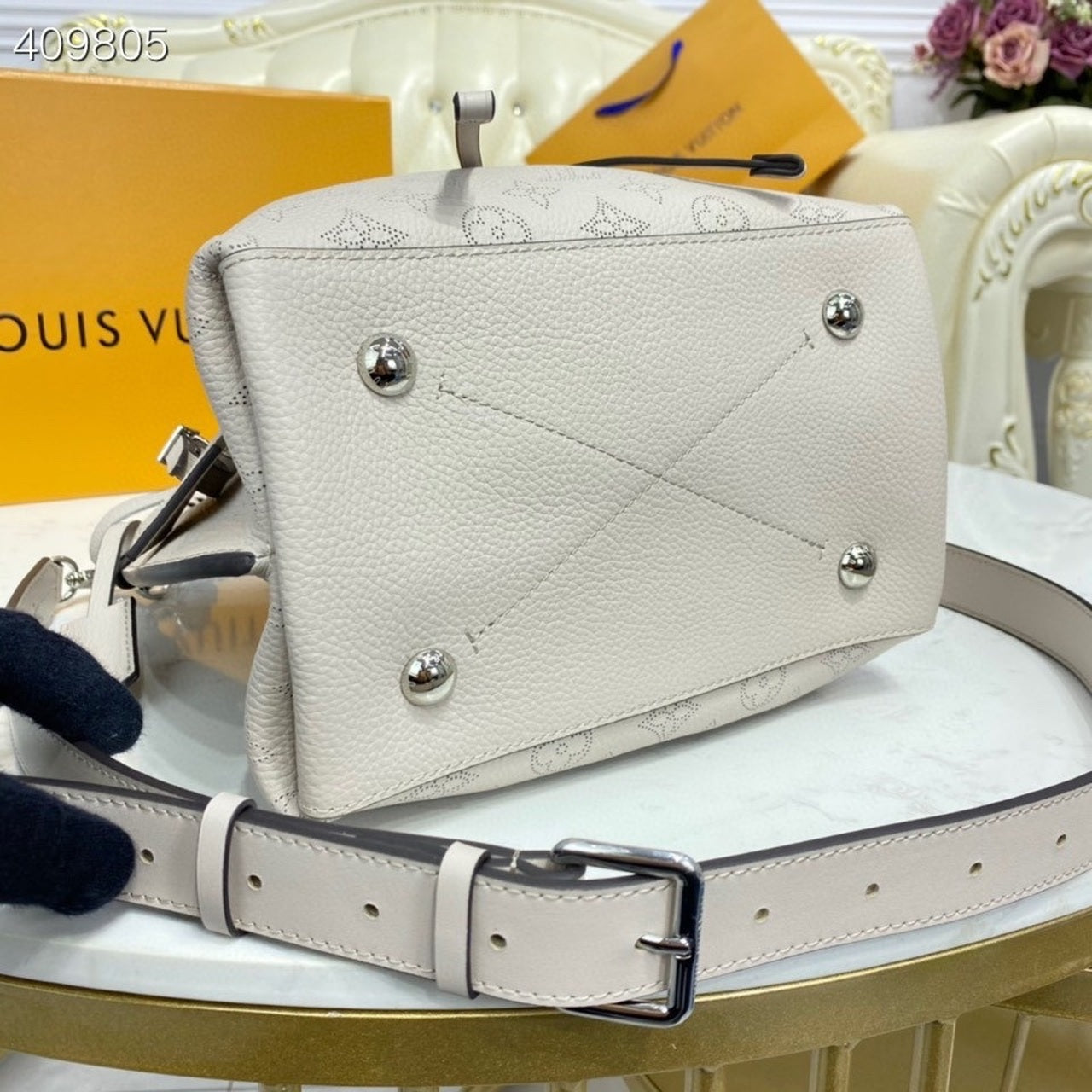 Top Quality Muria Bucket Bag Snow White For Women,  Shoulder And Crossbody Bags 9.8in/25cm Top Quality M58483