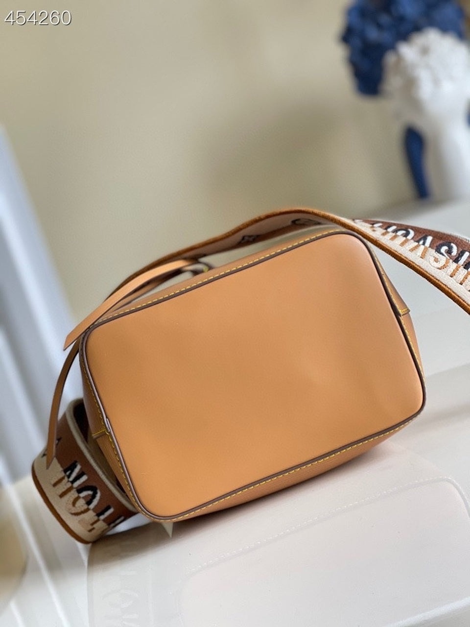 Top Quality NeoNoe BB Bucket Bag Honey Gold For Women,  Shoulder And Crossbody Bags 7.9in/20cm Top Quality M57706