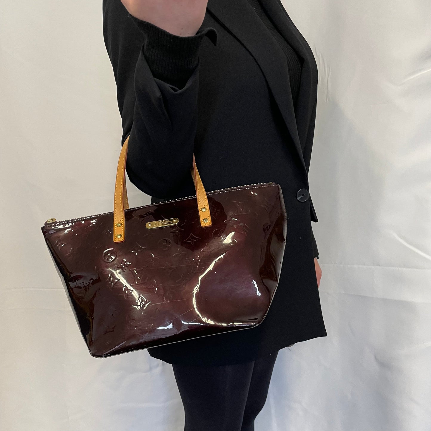 Louis Vuitton Bellevue Amarante Vernis VI3079