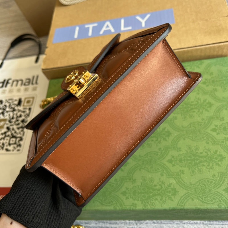 Top Quality -  Bags - 895