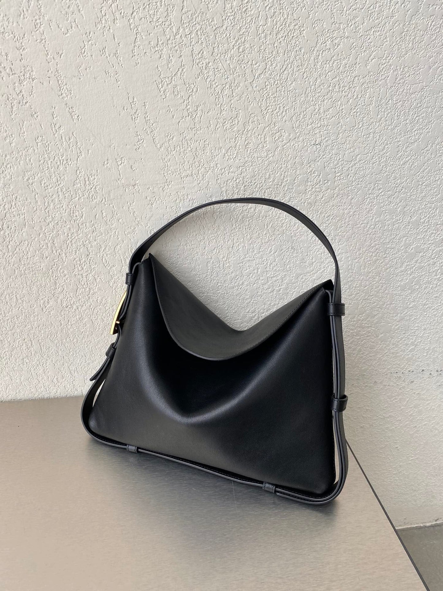 Top Quality Cradle Black, For Women, Women’s Bags 15.3in/39cm 680058V1BW03239