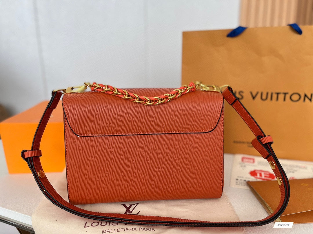 EN - New 1:1 rep Lux Bags LUV 529
