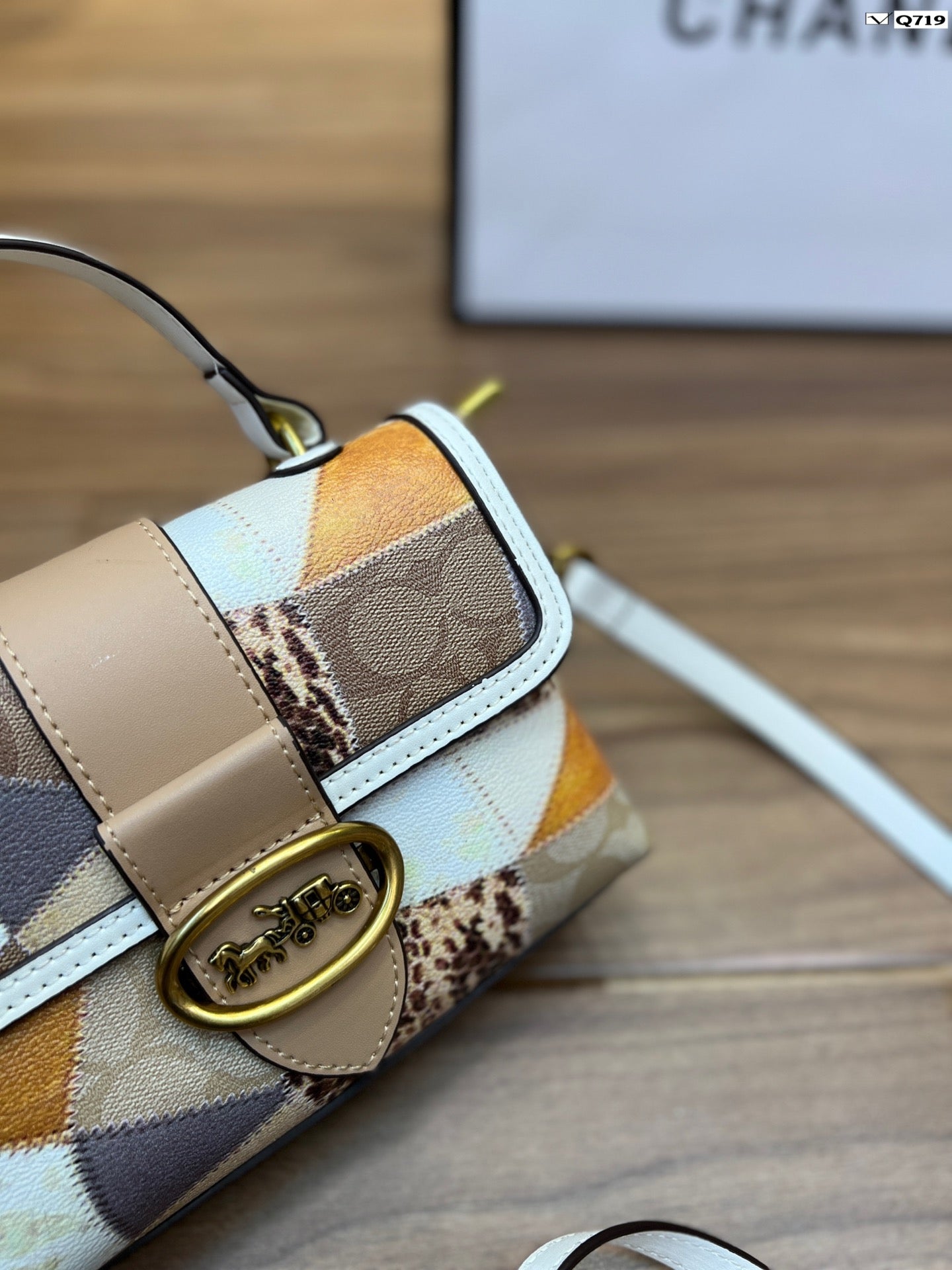 EN - New 1:1 rep Lux Top Quality CHL Bag 351