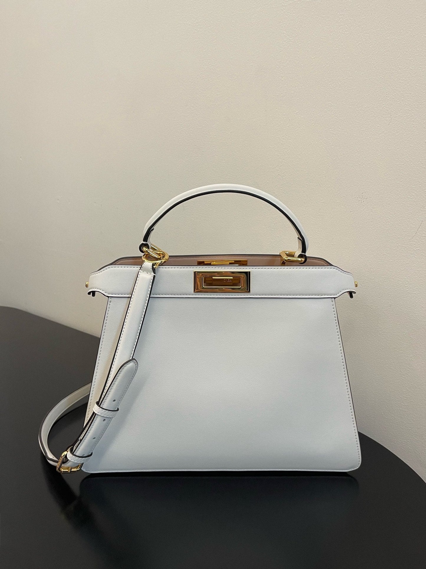 Top QualityTop Quality Peekaboo ISeeU Petite White Small Bag For Woman 20cm/8in