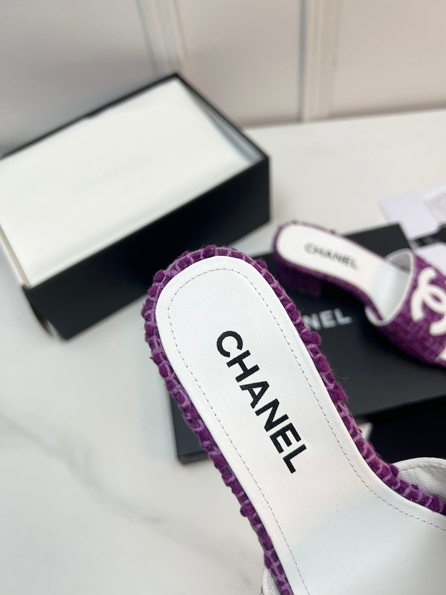 New 1:1 rep CHL High Heel Shoes 055