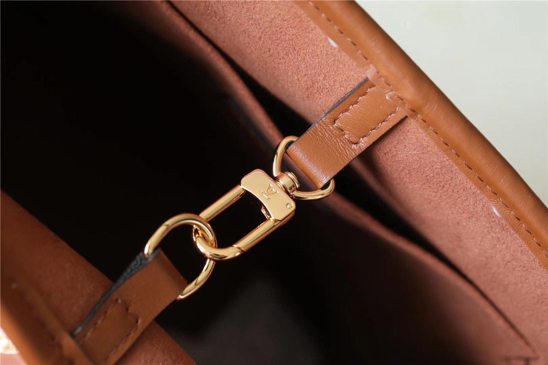 Top Quality Petit Bucket Raffia Caramel Brown For Women, Womens Bags, Shoulder And Crossbody Bags 9.4in/24cm Top Quality M59961