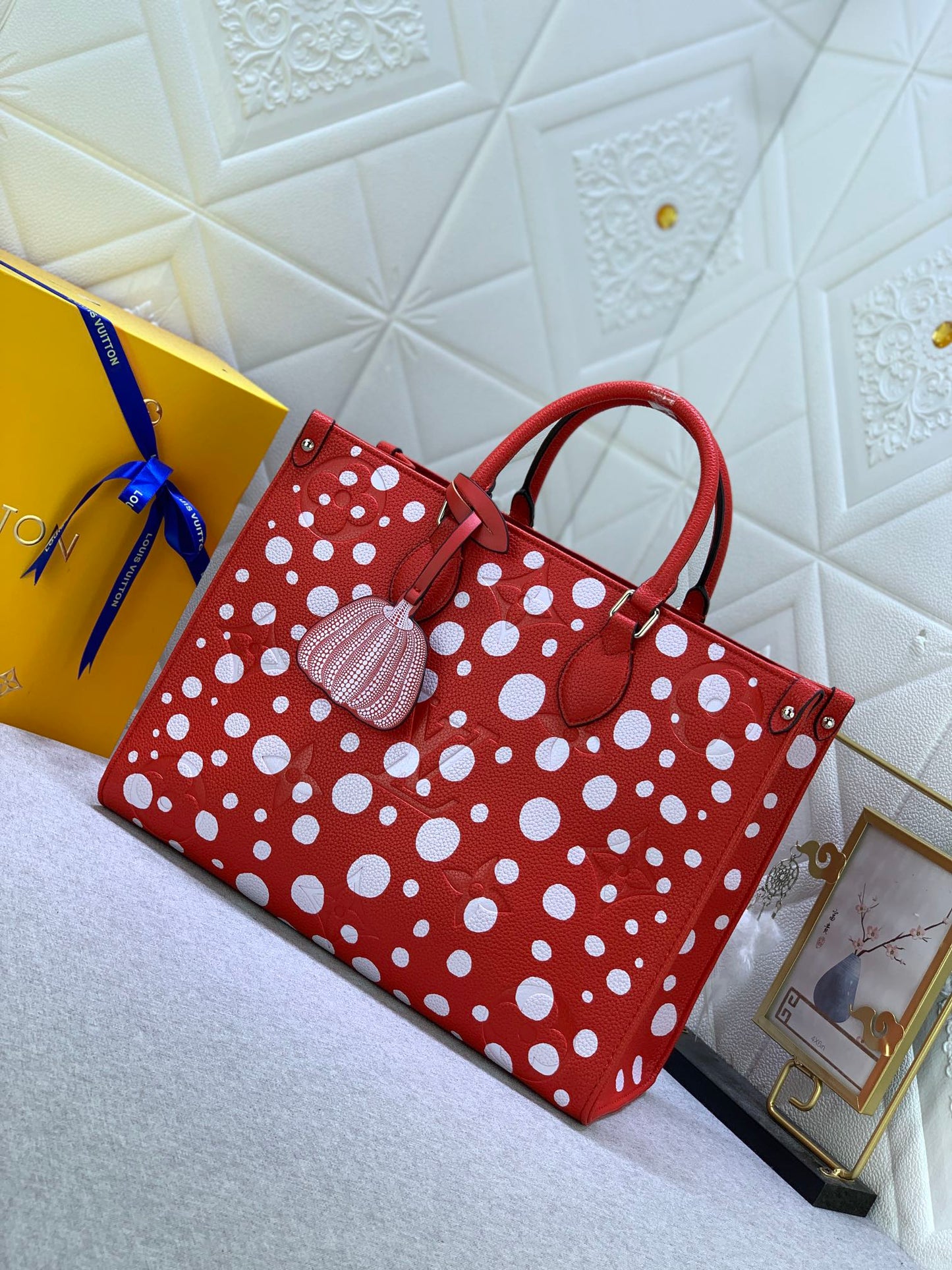 EN - New 1:1 rep Bag LUV 633