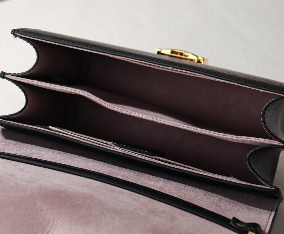 EN - New 1:1 rep  Bags FEI 070