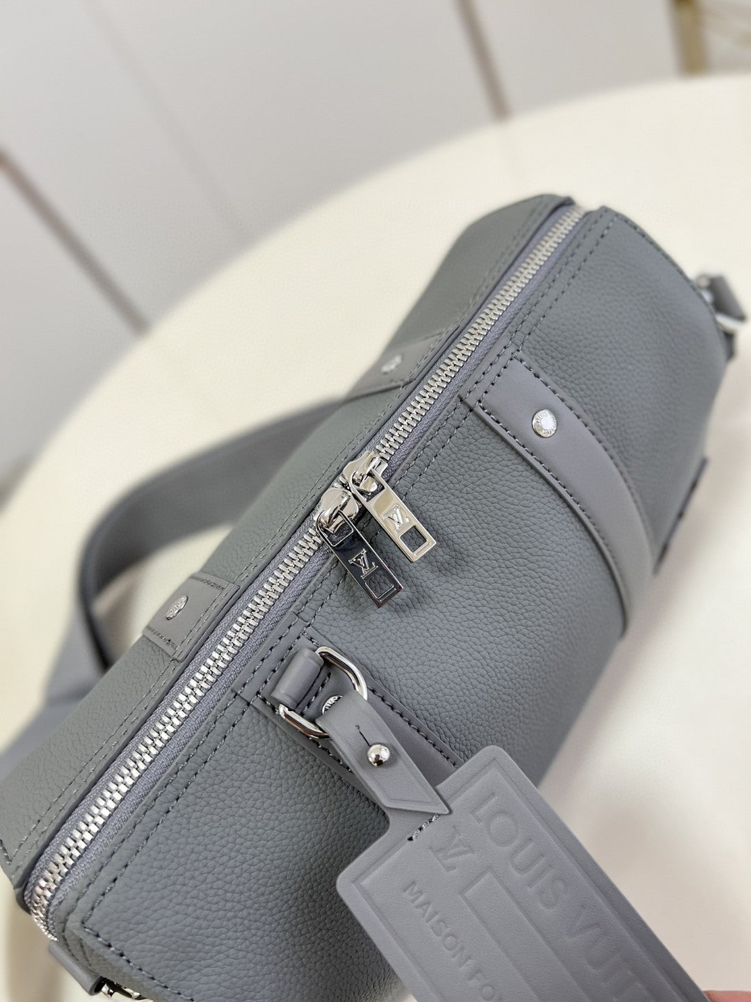 Top Quality City Keepall Aerogram Grey For Men, Bags, Shoulder And Crossbody Bags 10.6in/27cm Top Quality M59328