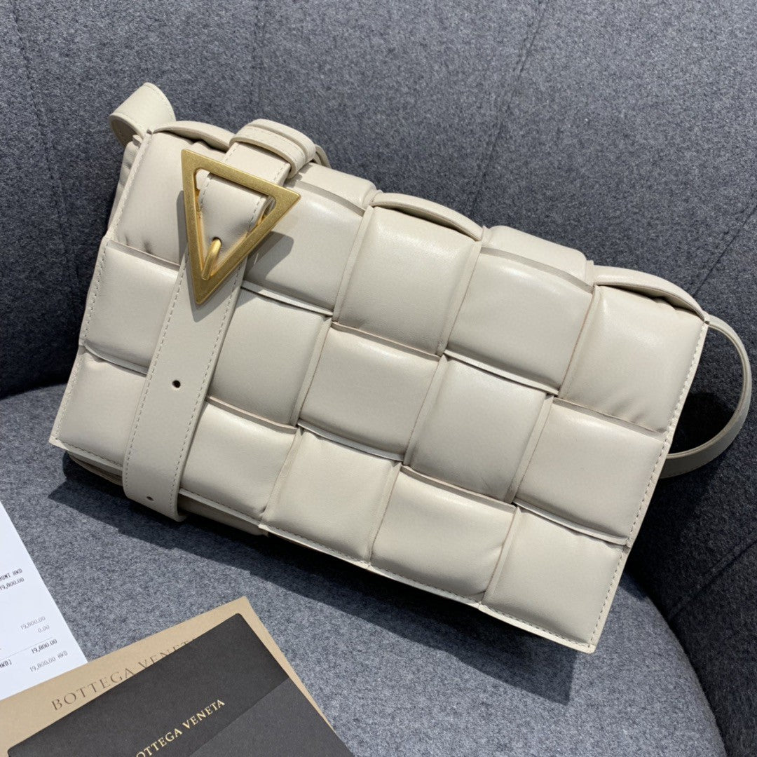 Top Quality Padded Cassette Bag For Women 10.2in/26cm In Chalk 591970VCQR19143