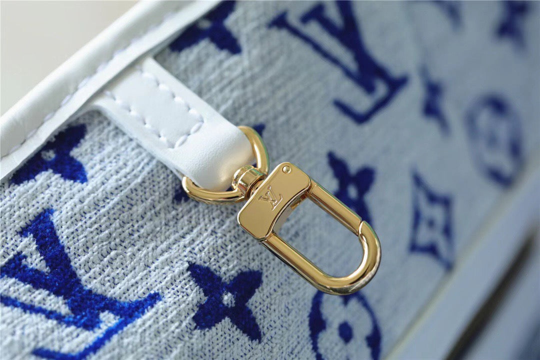 Top Quality Neverfull MM Monogram Blue For Women,  Shoulder And Crossbody Bags 12.2in/31cmTop Quality M46220