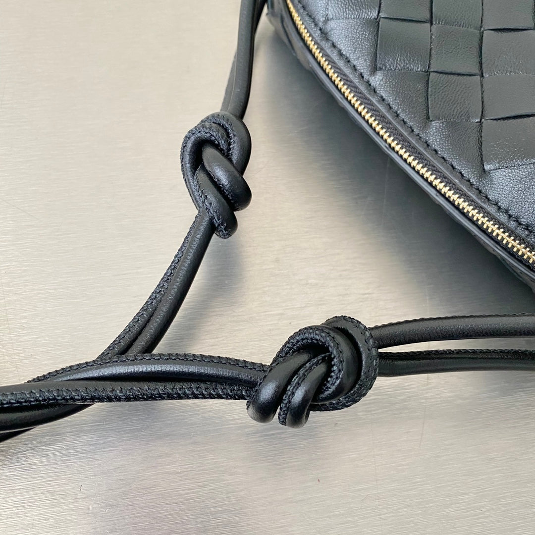 Top Quality Mini Loop Camera Bag Black, For Women, Women’s Bags 6.7in/17cm 680254V1G118425