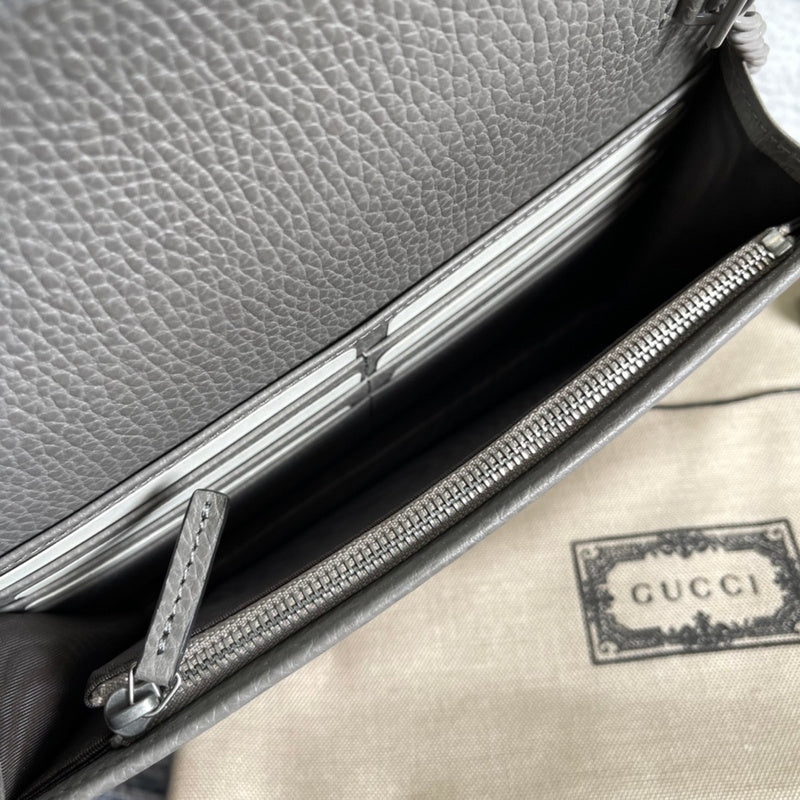 Top Quality -  Bags - 682