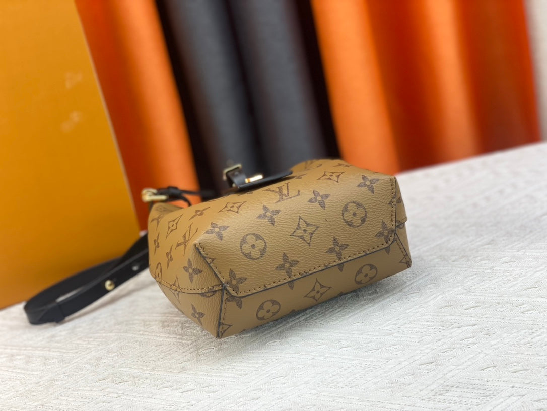 New 1:1 rep Lux Bags LUV 890